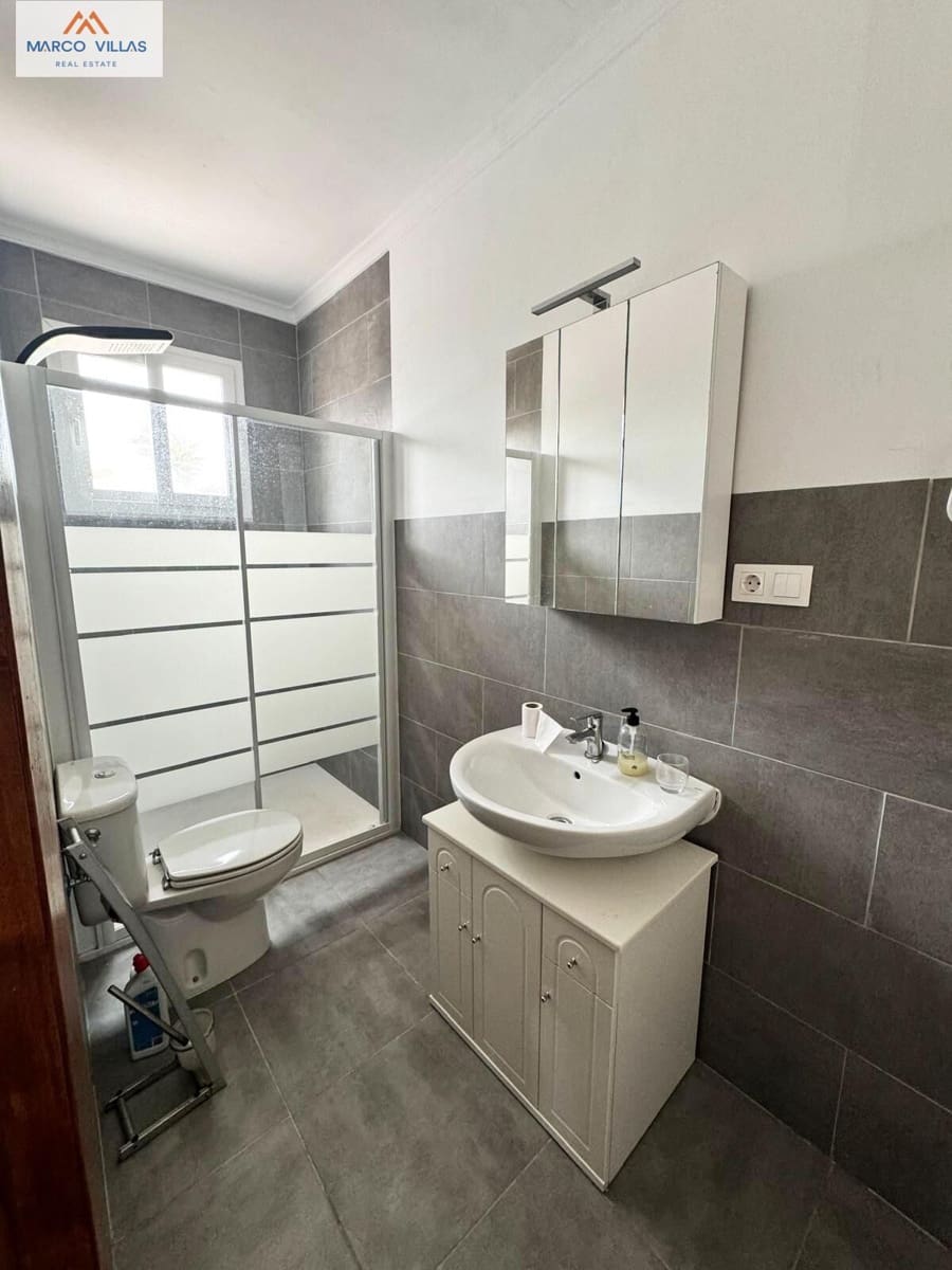 4 sypialnia Willa na sprzedaż w San Fulgencio z basenem garażem - 420 000 € (Ref: 8403354)