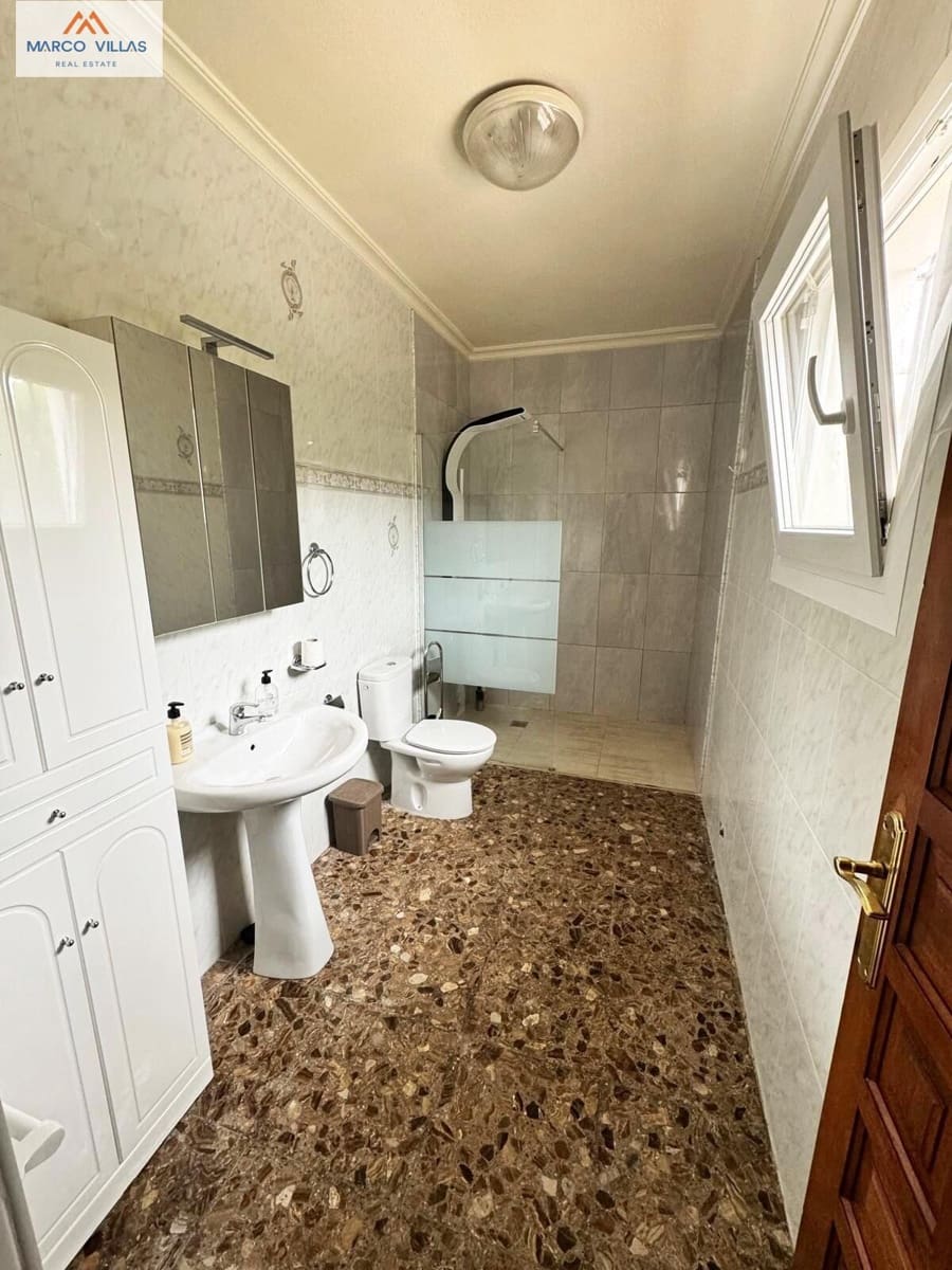 4 sypialnia Willa na sprzedaż w San Fulgencio z basenem garażem - 420 000 € (Ref: 8403354)