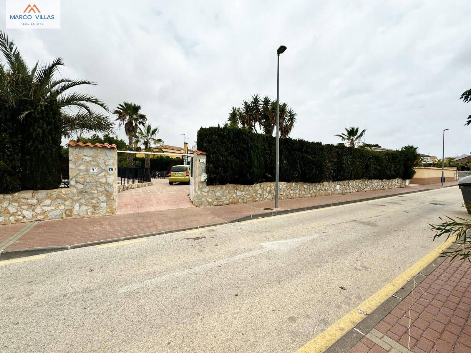 4 sypialnia Willa na sprzedaż w San Fulgencio z basenem garażem - 420 000 € (Ref: 8403354)