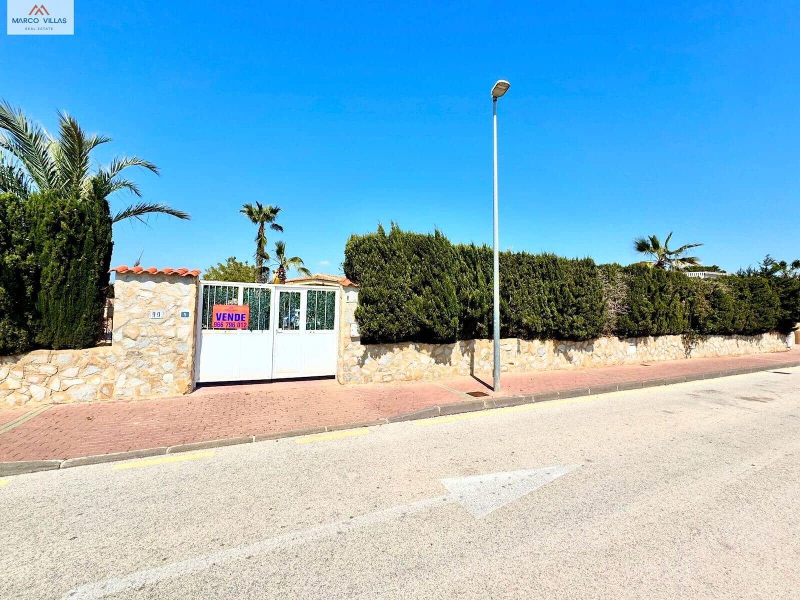 4 quarto Moradia para venda em San Fulgencio com piscina garagem - 379 000 € (Ref: 8403354)