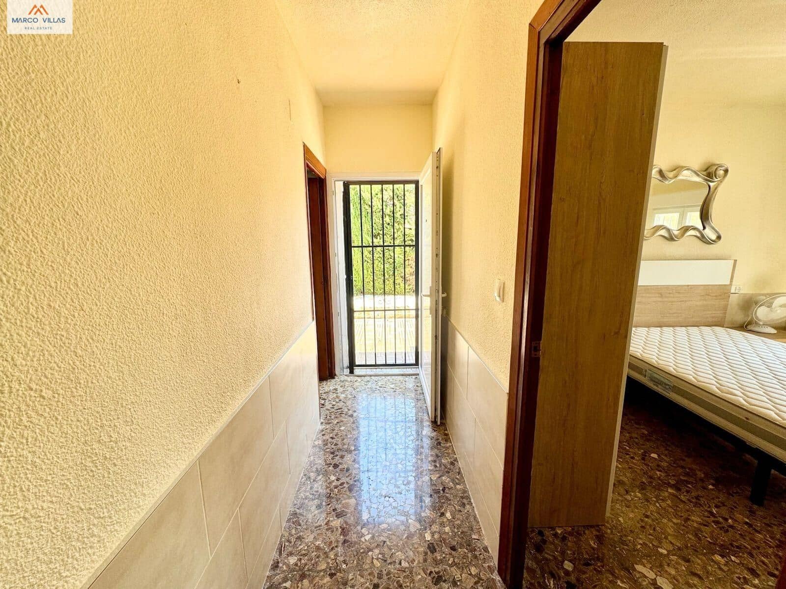 4 quarto Moradia para venda em San Fulgencio com piscina garagem - 379 000 € (Ref: 8403354)