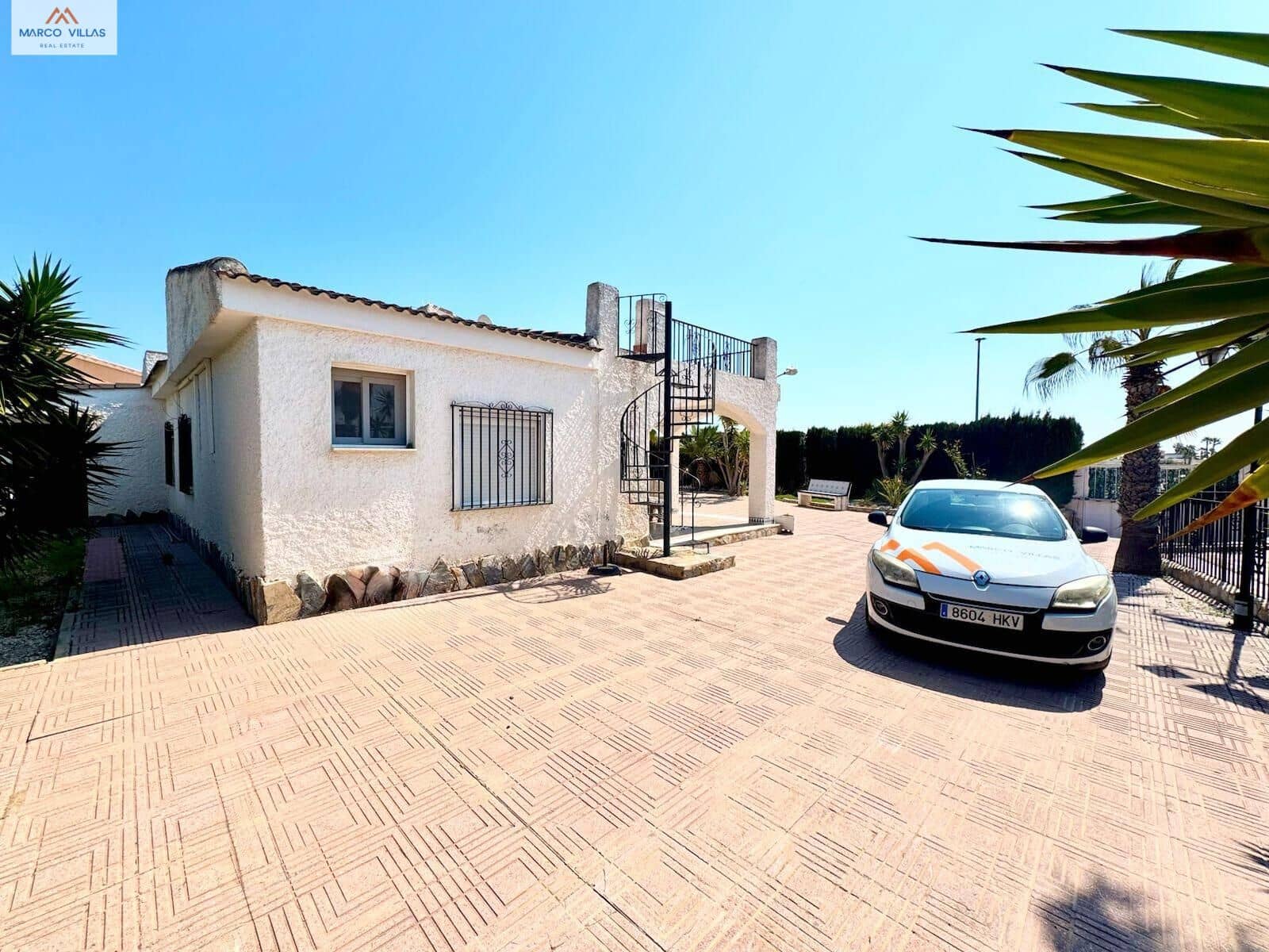 4 quarto Moradia para venda em San Fulgencio com piscina garagem - 379 000 € (Ref: 8403354)