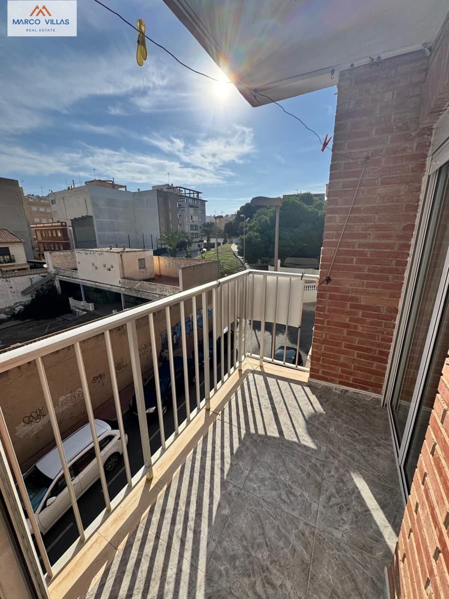 3 bedroom Flat for sale in Guardamar del Segura with garage - € 177,000 (Ref: 8551398)