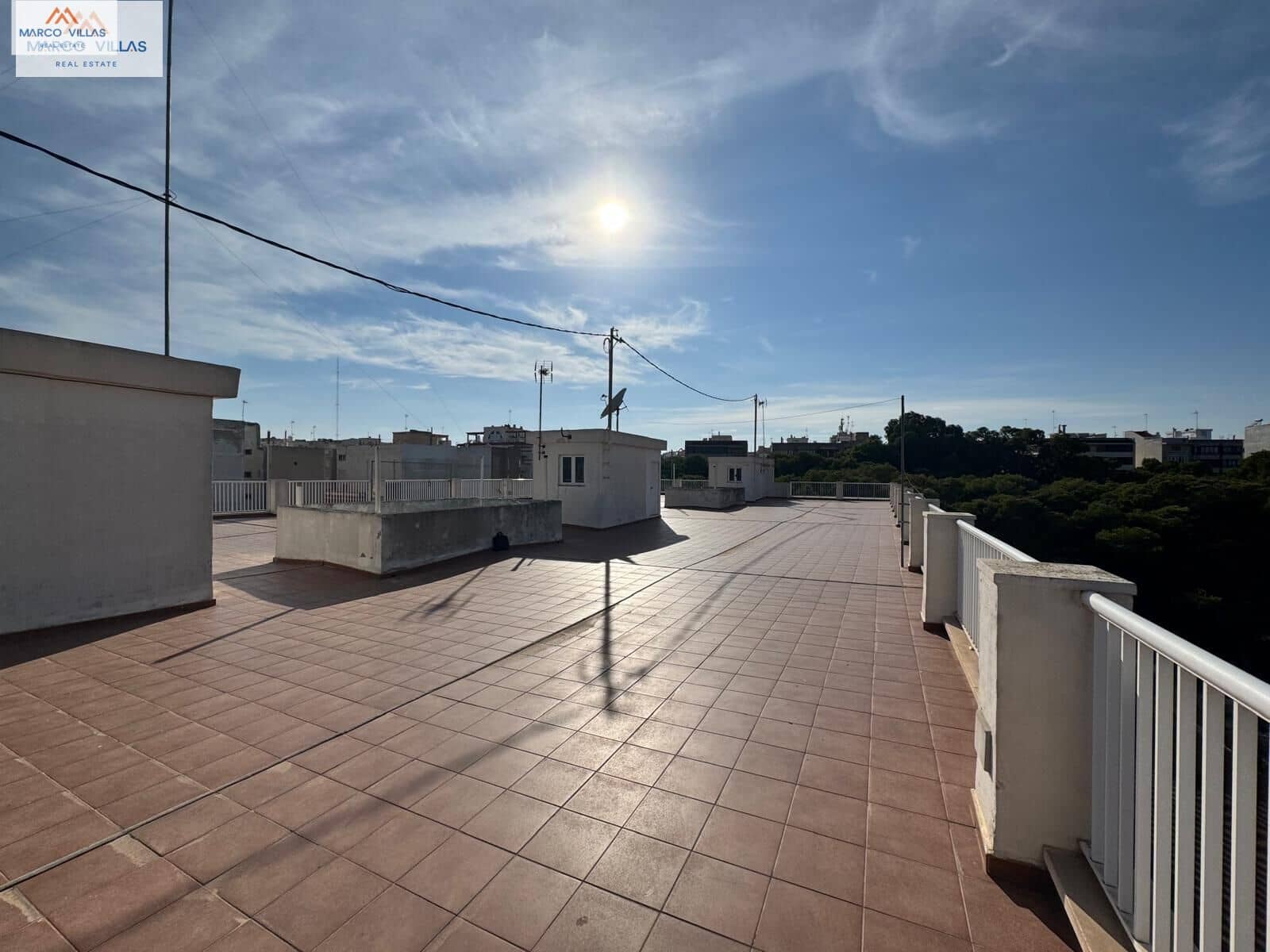 3 bedroom Flat for sale in Guardamar del Segura with garage - € 175,900 (Ref: 8551398)