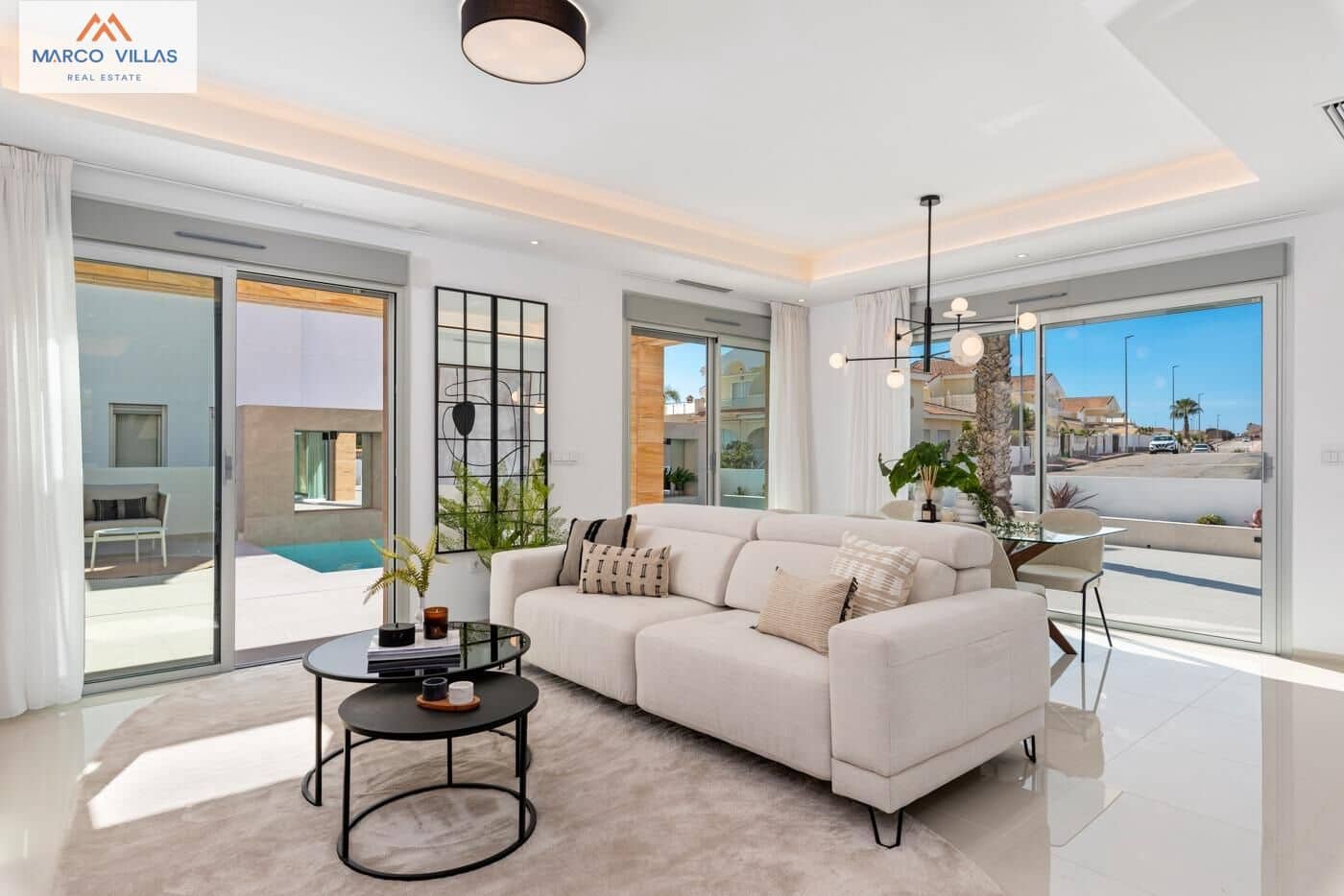 4 bedroom Villa for sale in Ciudad Quesada with pool garage - € 985,000 (Ref: 8589177)