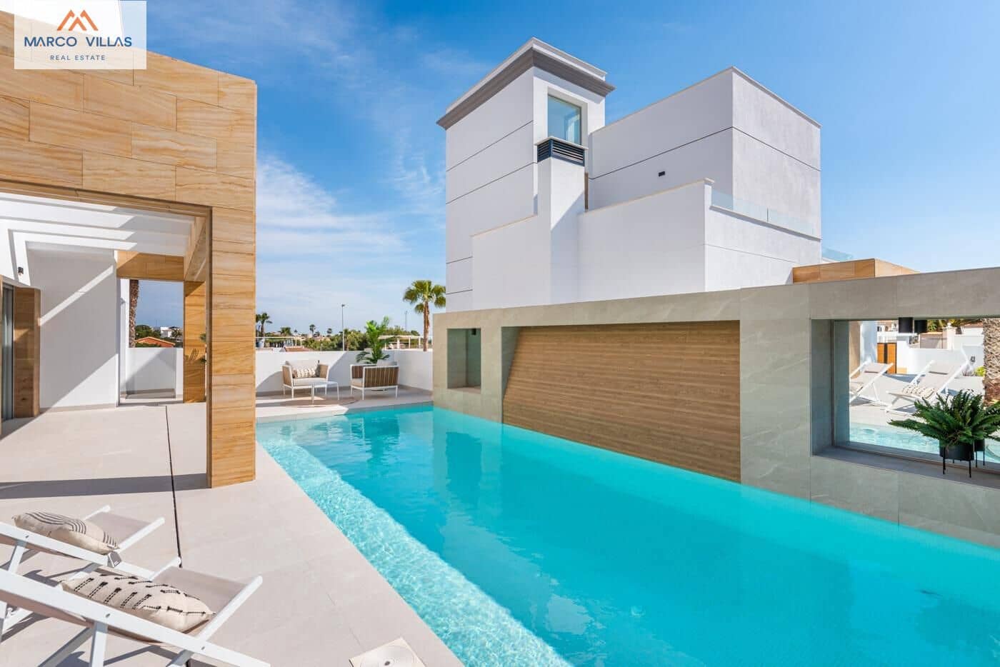 4 bedroom Villa for sale in Ciudad Quesada with pool garage - € 985,000 (Ref: 8589177)