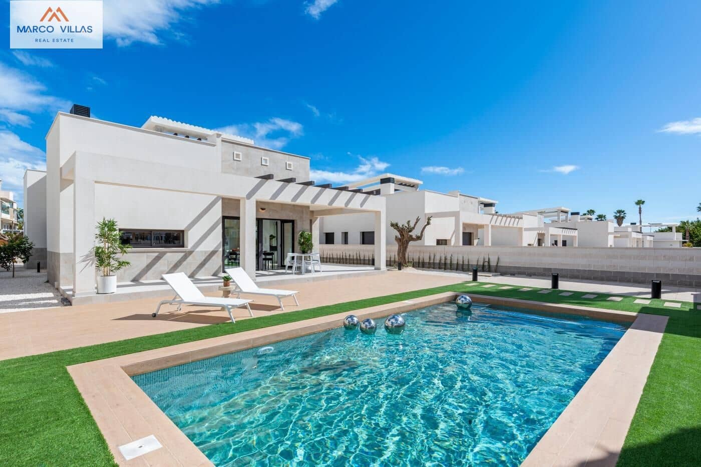 3 bedroom Villa for sale in Ciudad Quesada with pool - € 598,980 (Ref: 8591119)