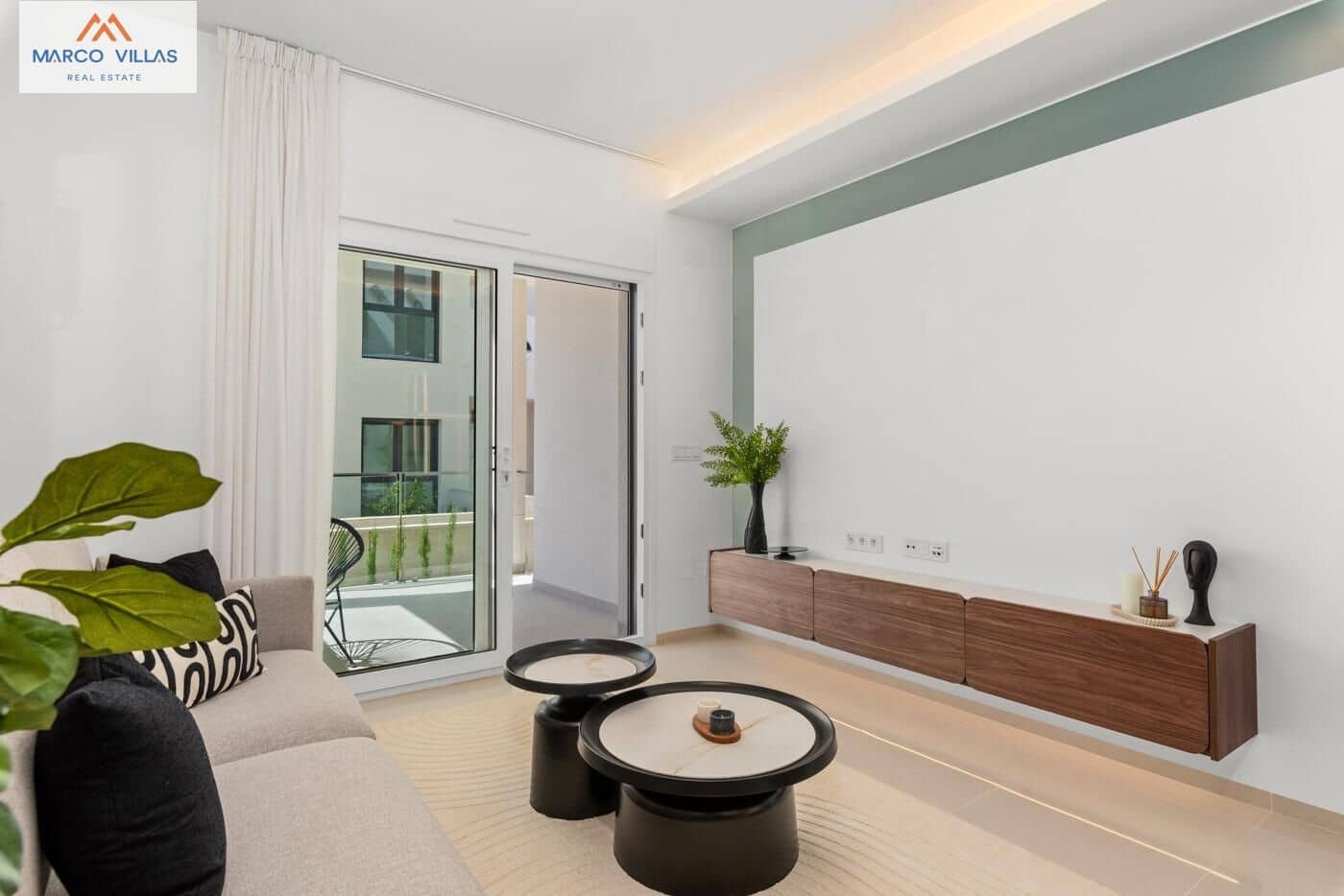 3 soverom Rekkehus til salgs i Ciudad Quesada med svømmebasseng garasje - € 397 000 (Ref: 8599843)