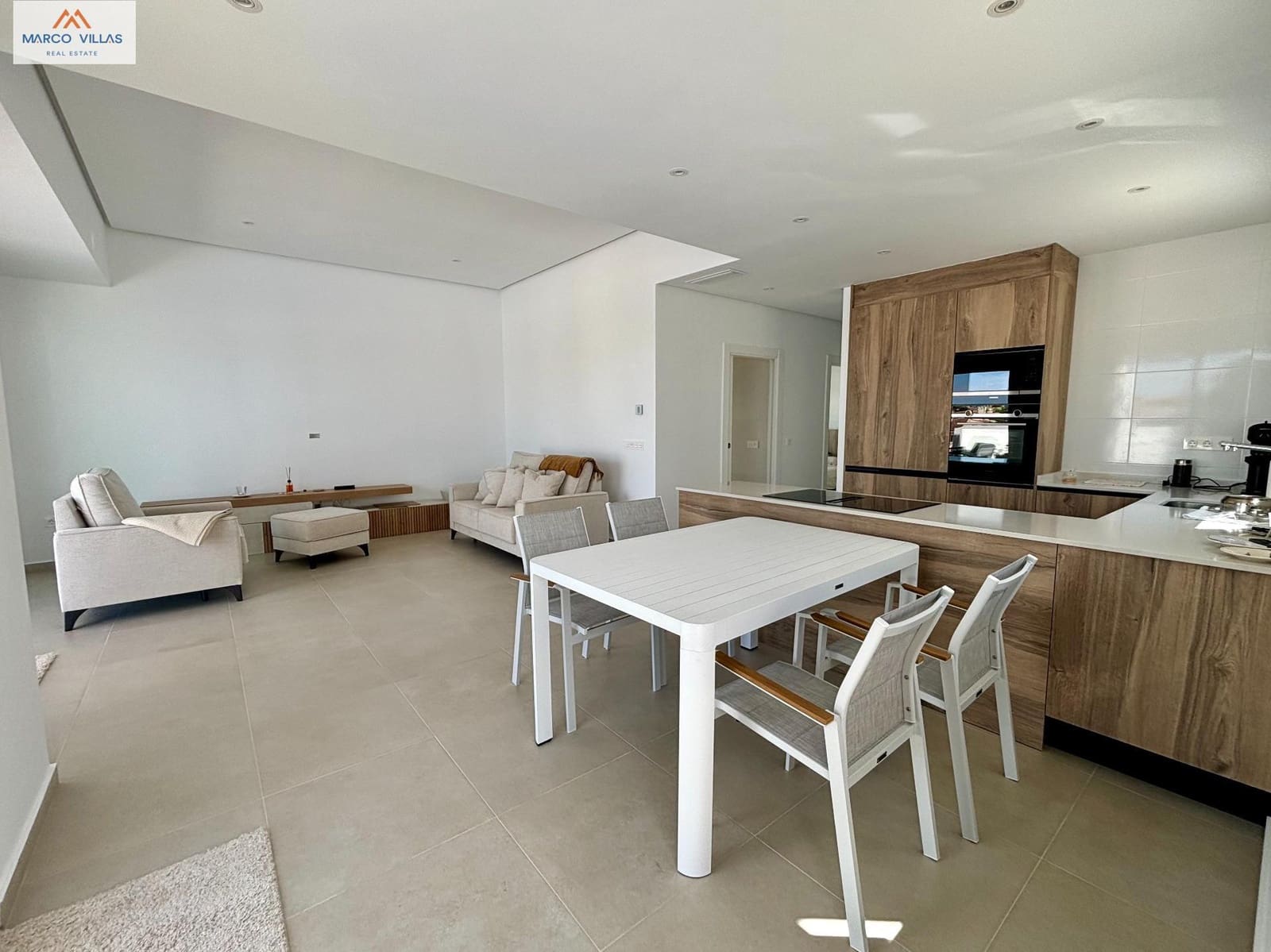 3 bedroom Villa for sale in Benijofar with pool - € 480,000 (Ref: 8741610)