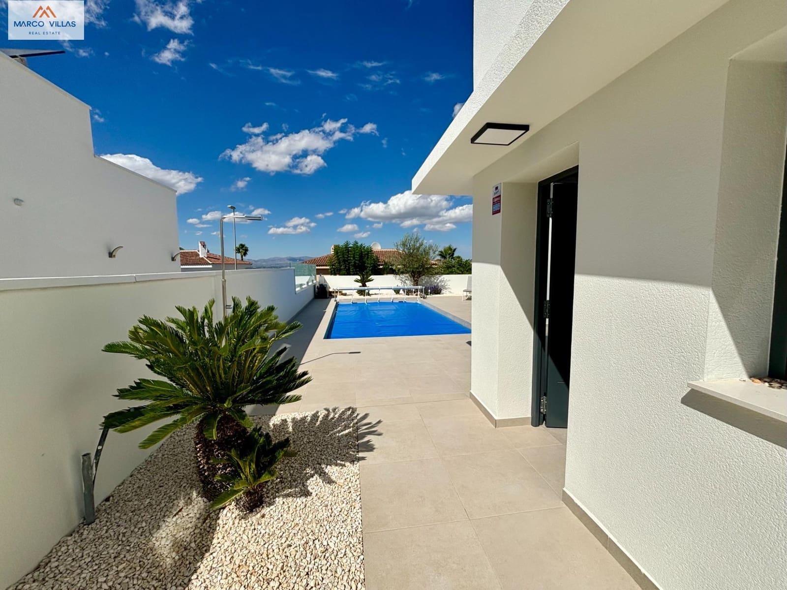 3 bedroom Villa for sale in Benijofar with pool - € 480,000 (Ref: 8741610)