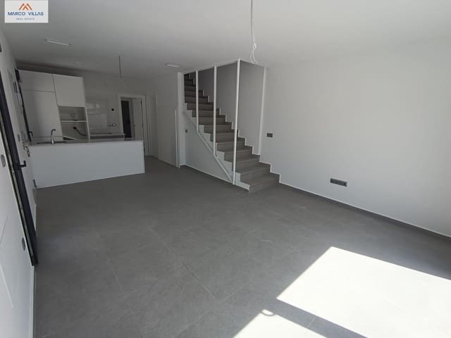 3 makuuhuone Huvila myytävänä paikassa Daya Nueva mukana uima-altaan - 290 000 € (Ref: 8741611)