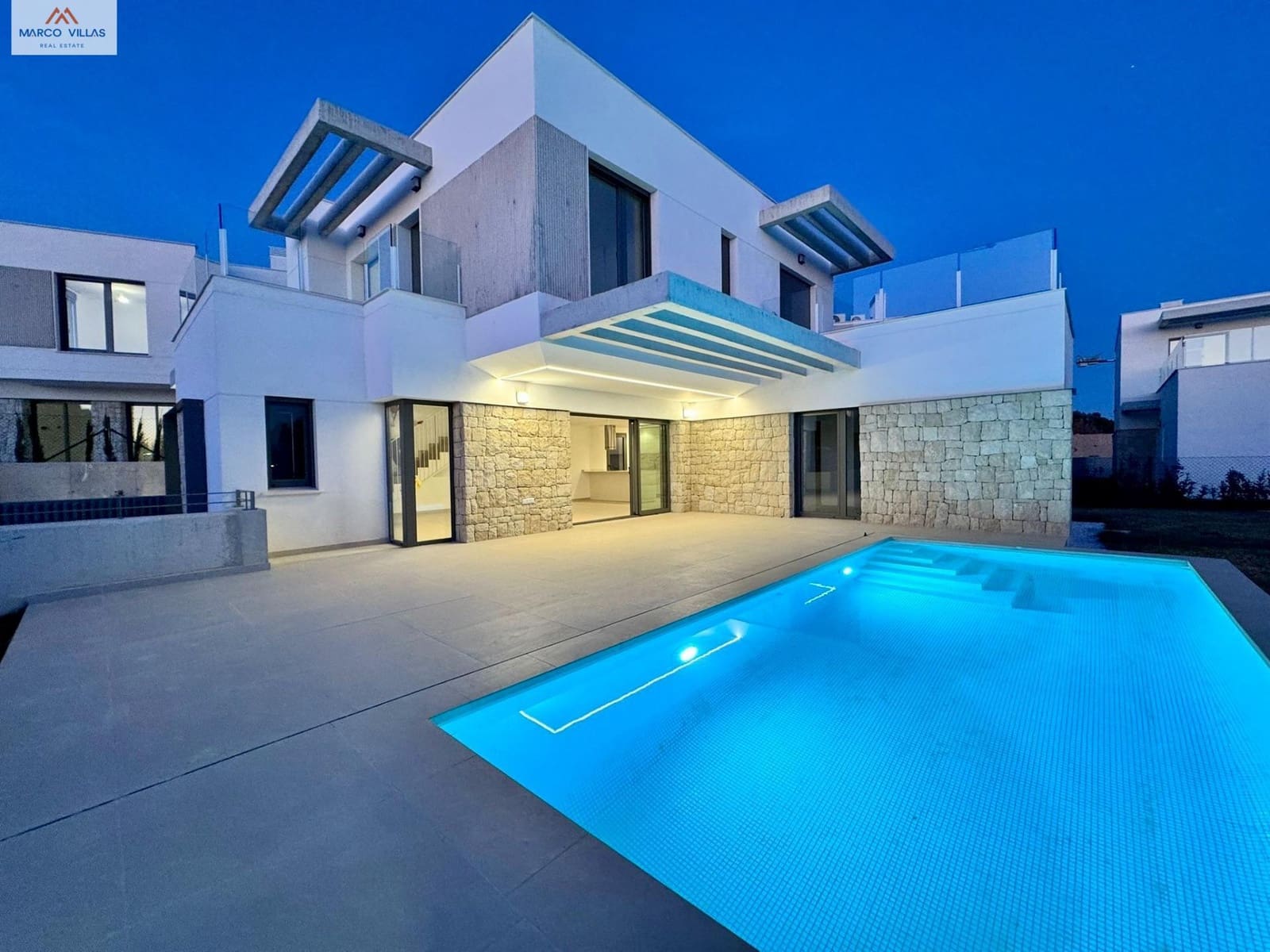 3 slaapkamer Villa te koop in Finestrat met zwembad garage - € 775.000 (Ref: 8776502)