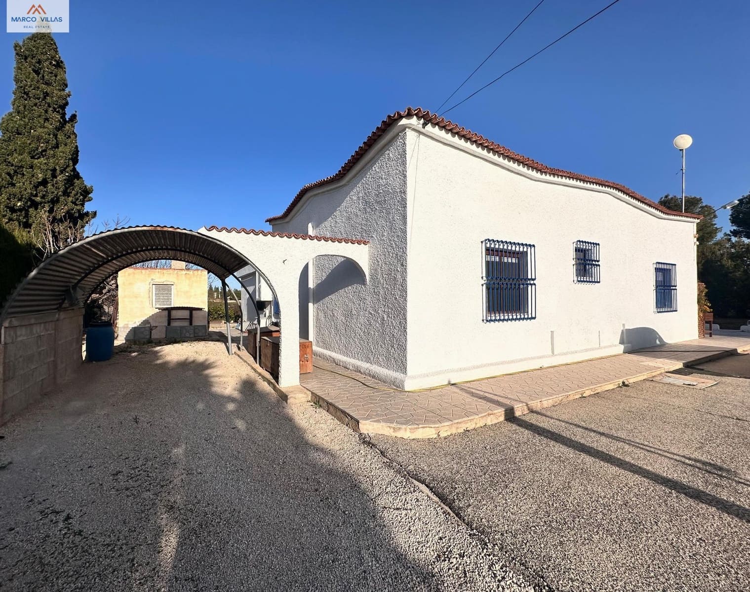 3 soveværelse Villa til salg i Crevillente / Crevillent med swimmingpool garage - € 220.000 (Ref: 8786795)