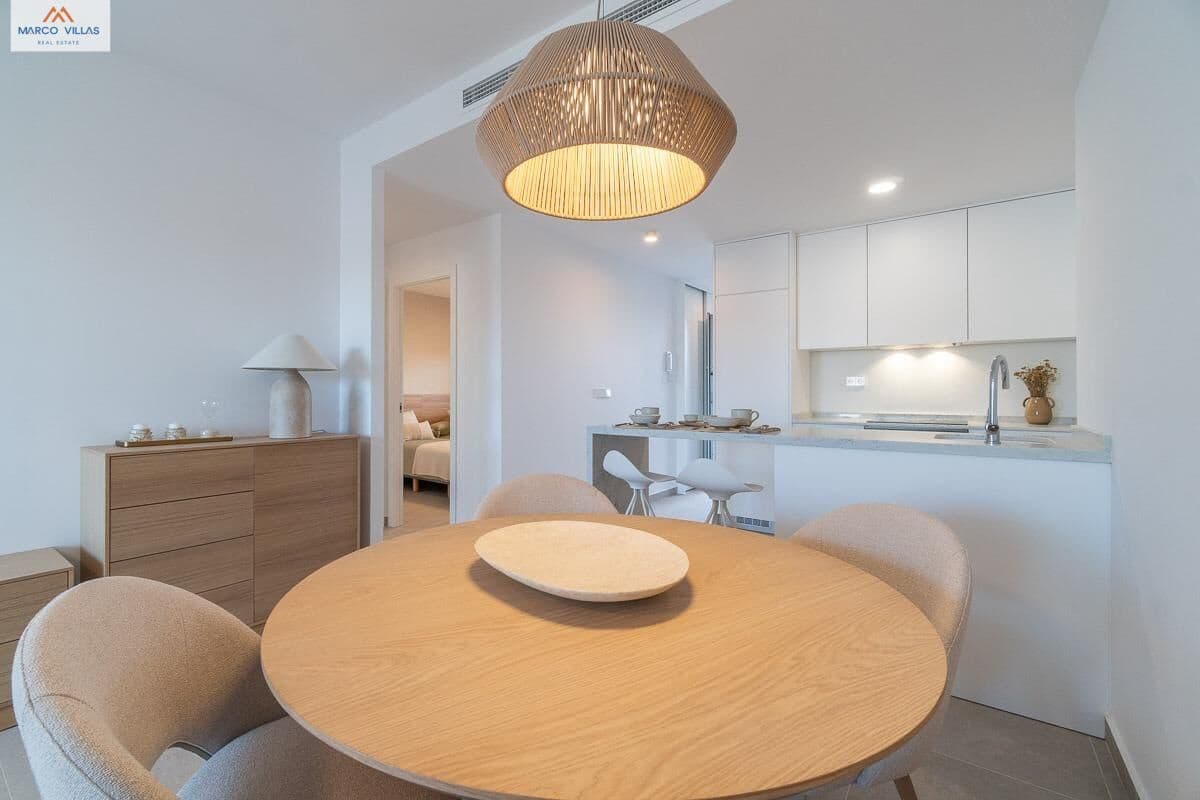 2 makuuhuone Huoneisto myytävänä paikassa Orihuela Costa mukana uima-altaan 
autotalli - 350 000 € (Ref: 8789471)