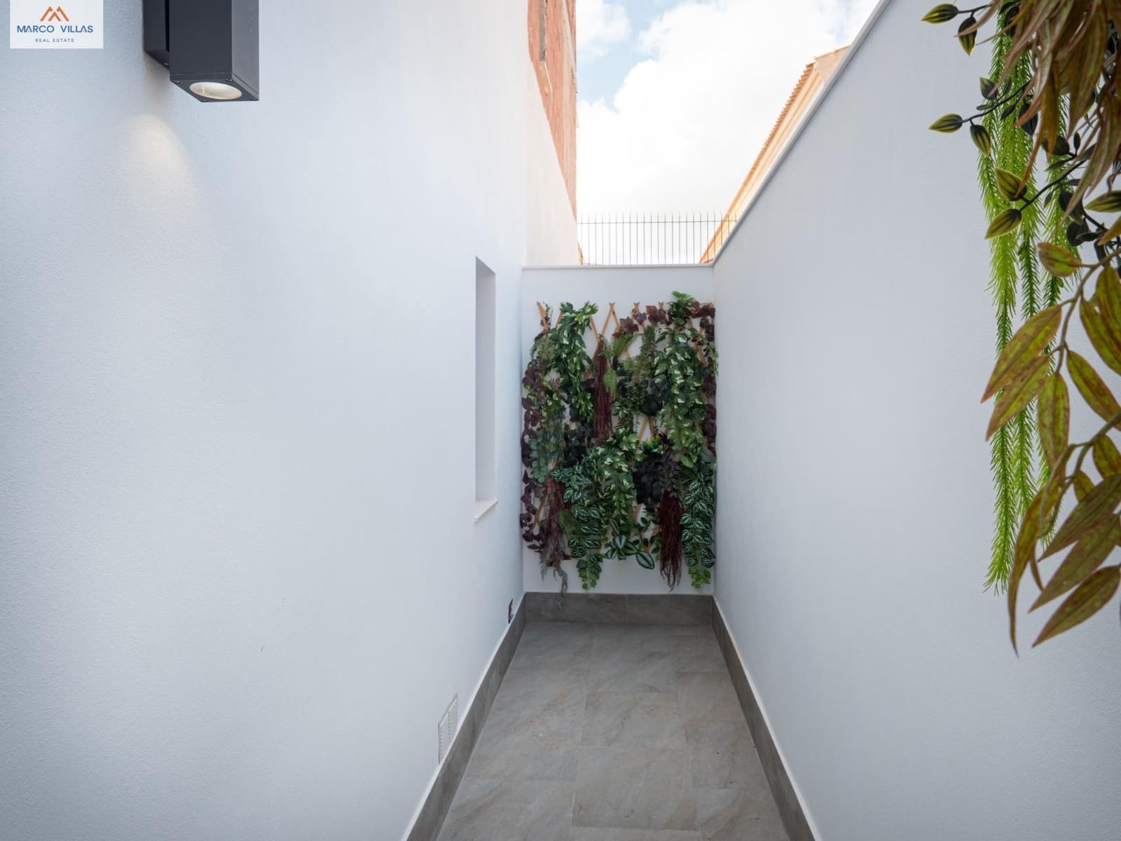 3 bedroom Villa for sale in San Pedro del Pinatar with pool - € 439,000 (Ref: 8802189)