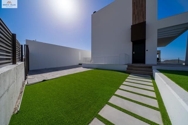 3 bedroom Villa for sale in Finestrat with pool - € 575,000 (Ref: 8809739)