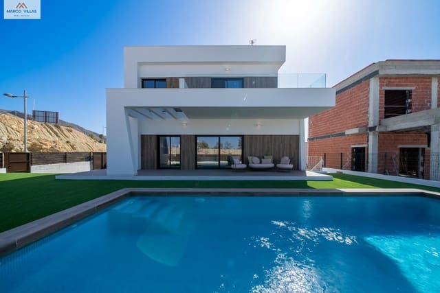 3 bedroom Villa for sale in Finestrat with pool - € 575,000 (Ref: 8809739)