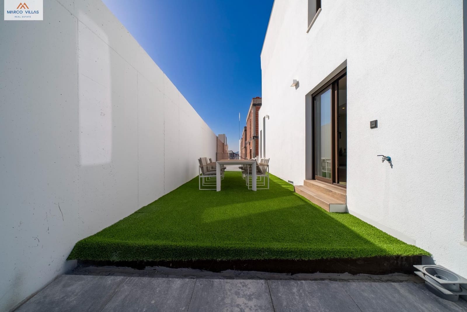 3 bedroom Villa for sale in Finestrat with pool - € 575,000 (Ref: 8809739)