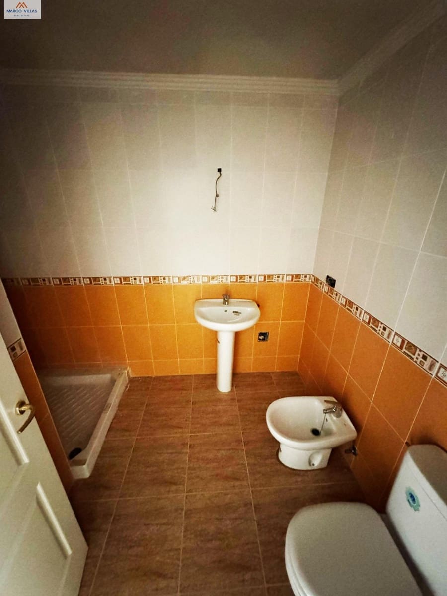 4 soverom Leilighet til salgs i Los Palacios - € 345 000 (Ref: 8809741)