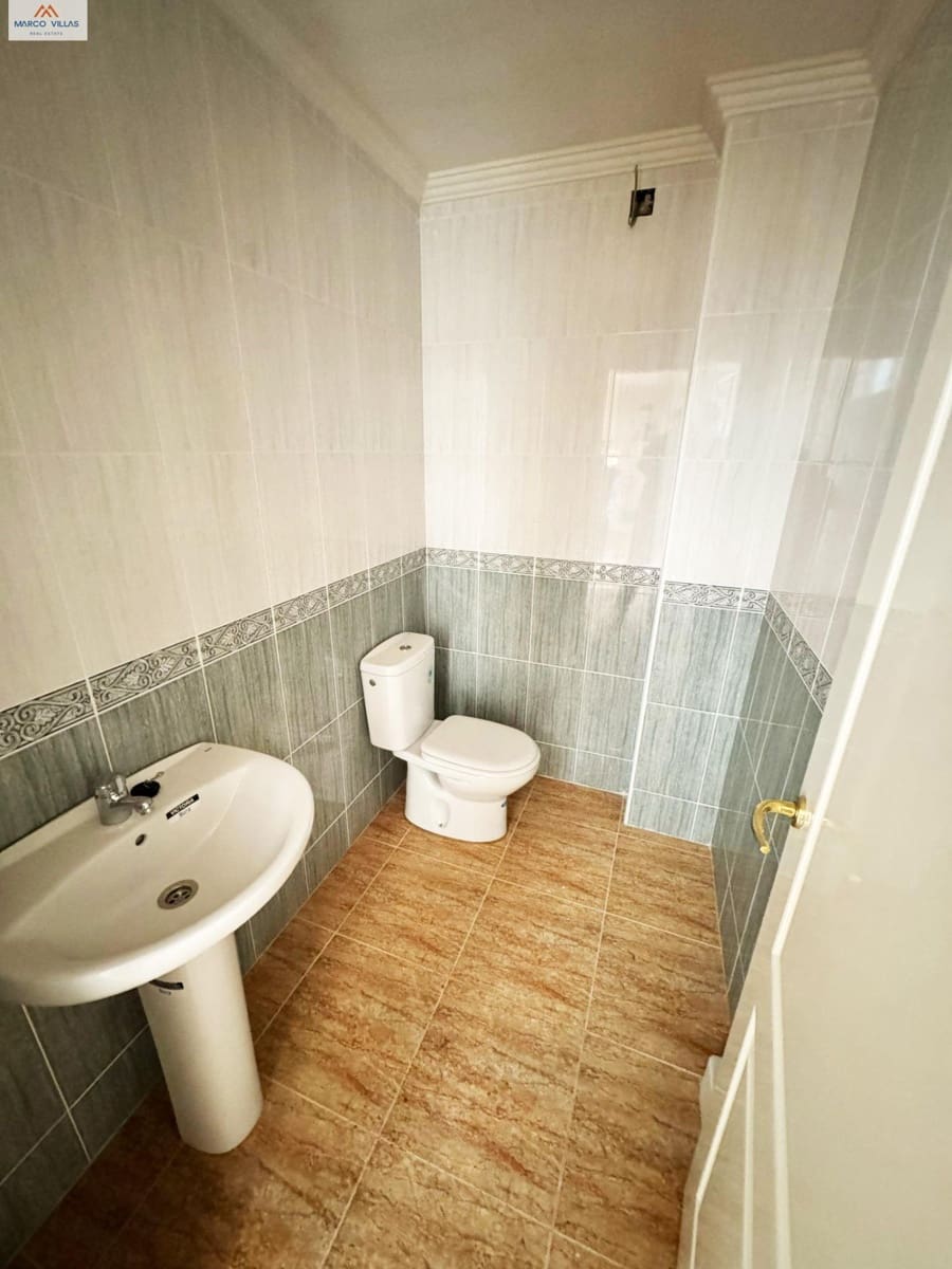 4 soverom Leilighet til salgs i Los Palacios - € 345 000 (Ref: 8809741)