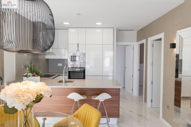 Chalet de 3 habitaciones en Orihuela Costa, Orihuela en venta con piscina - 370.000 € (Ref: 8813372)