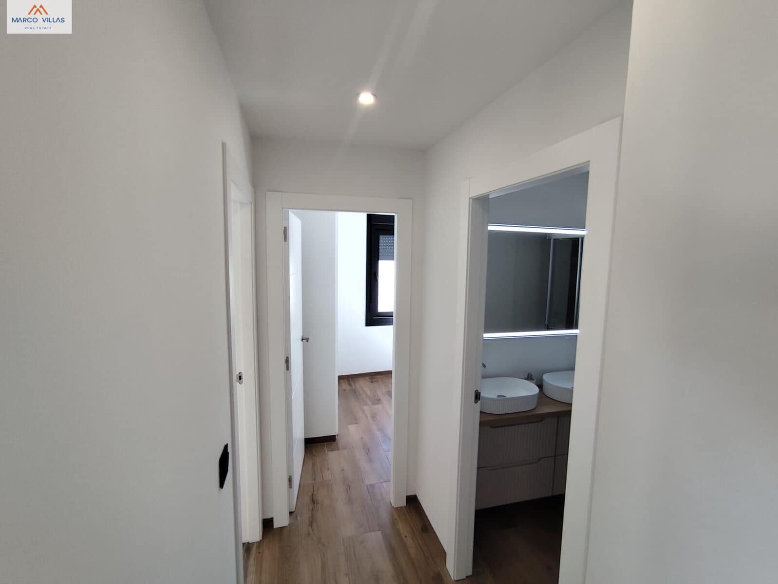 3 bedroom Villa for sale in Torrevieja with pool - € 550,000 (Ref: 8857143)