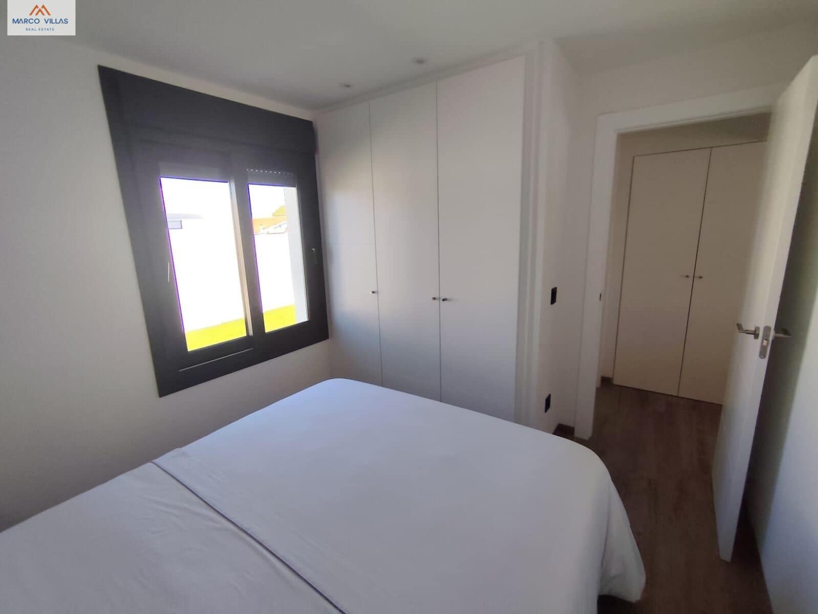 3 bedroom Villa for sale in Torrevieja with pool - € 550,000 (Ref: 8857143)