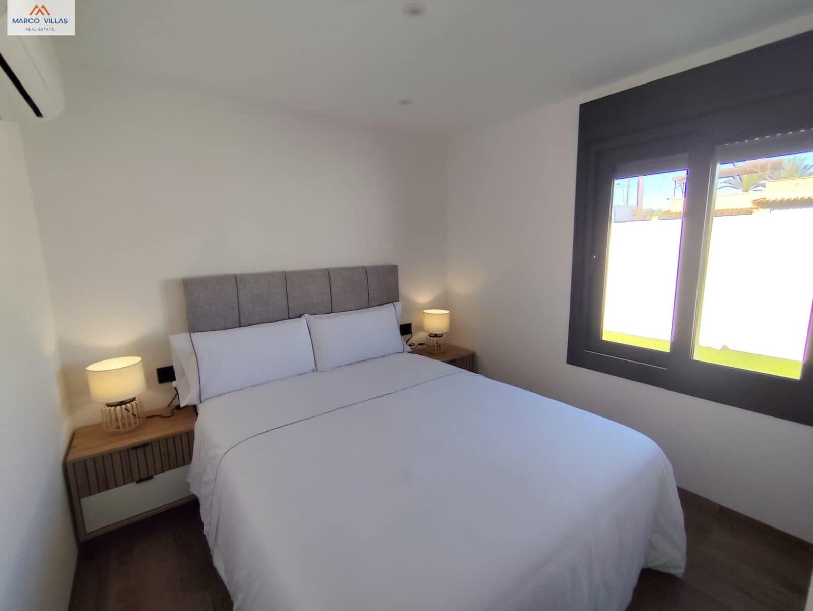 3 bedroom Villa for sale in Torrevieja with pool - € 550,000 (Ref: 8857143)