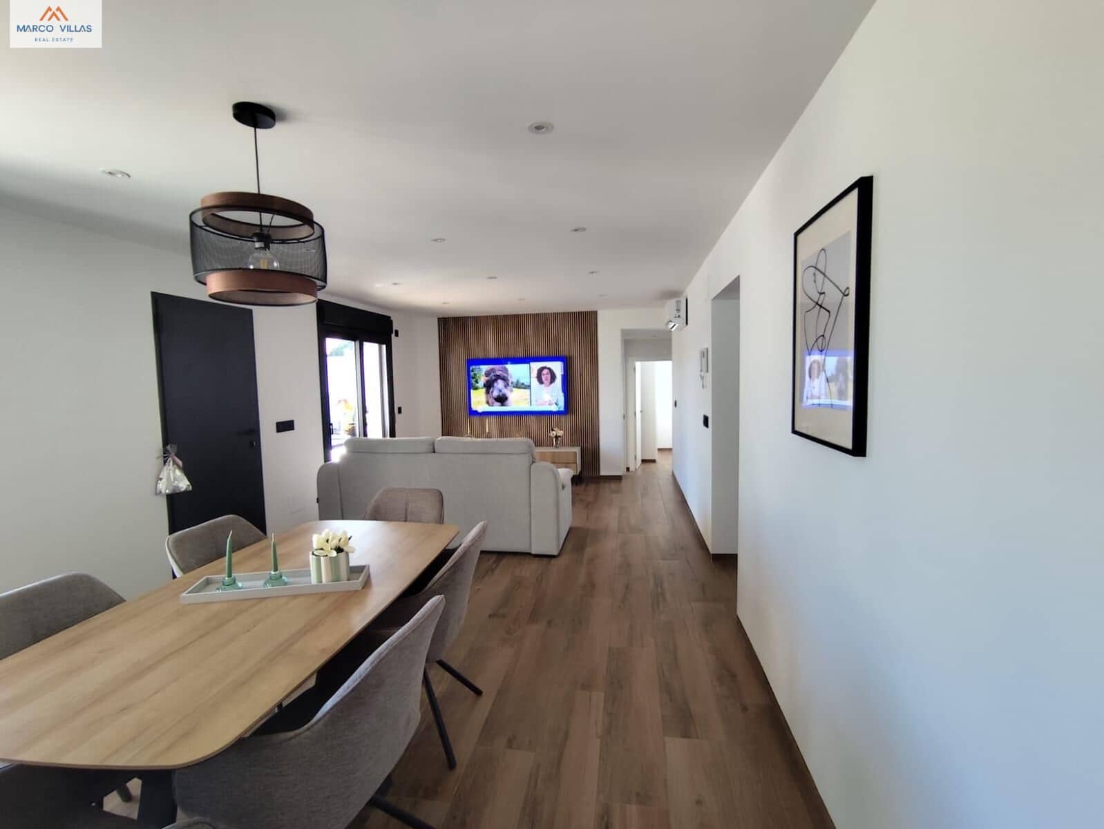 3 bedroom Villa for sale in Torrevieja with pool - € 550,000 (Ref: 8857143)