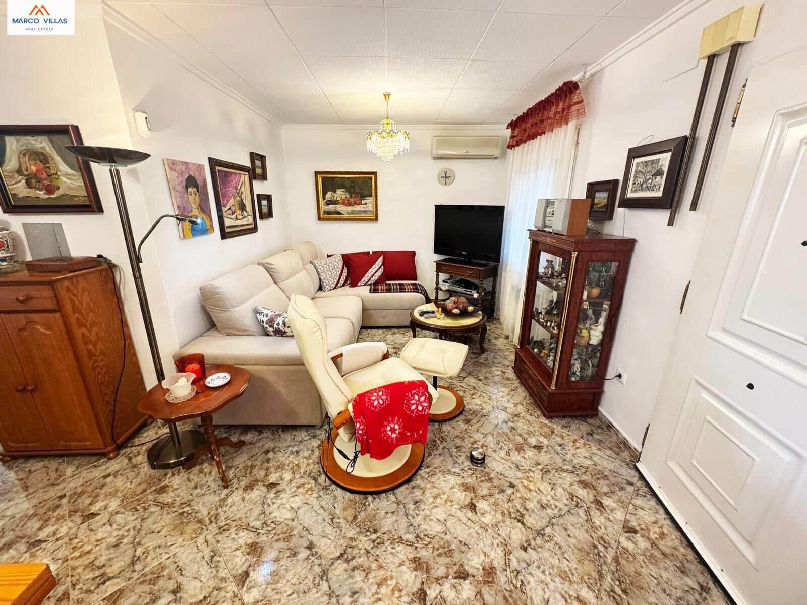 6 Zimmer Villa zu verkaufen in San Fulgencio mit Garage - 299.000 € (Ref: 8869783)