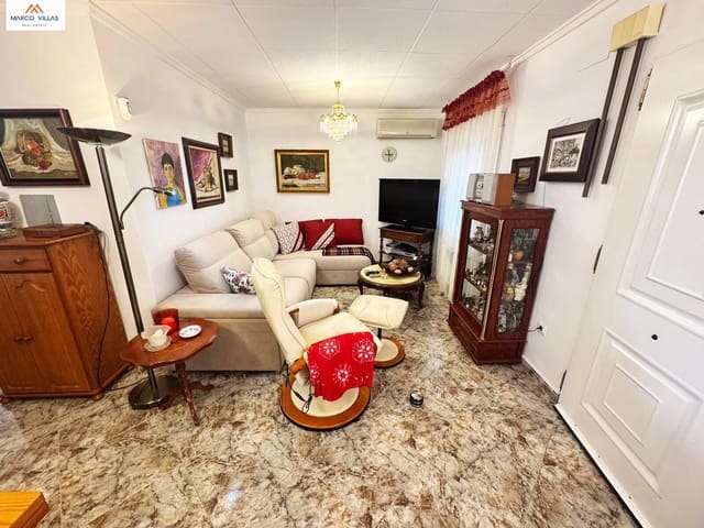 6 makuuhuone Huvila myytävänä paikassa San Fulgencio mukana 
autotalli - 299 000 € (Ref: 8869783)