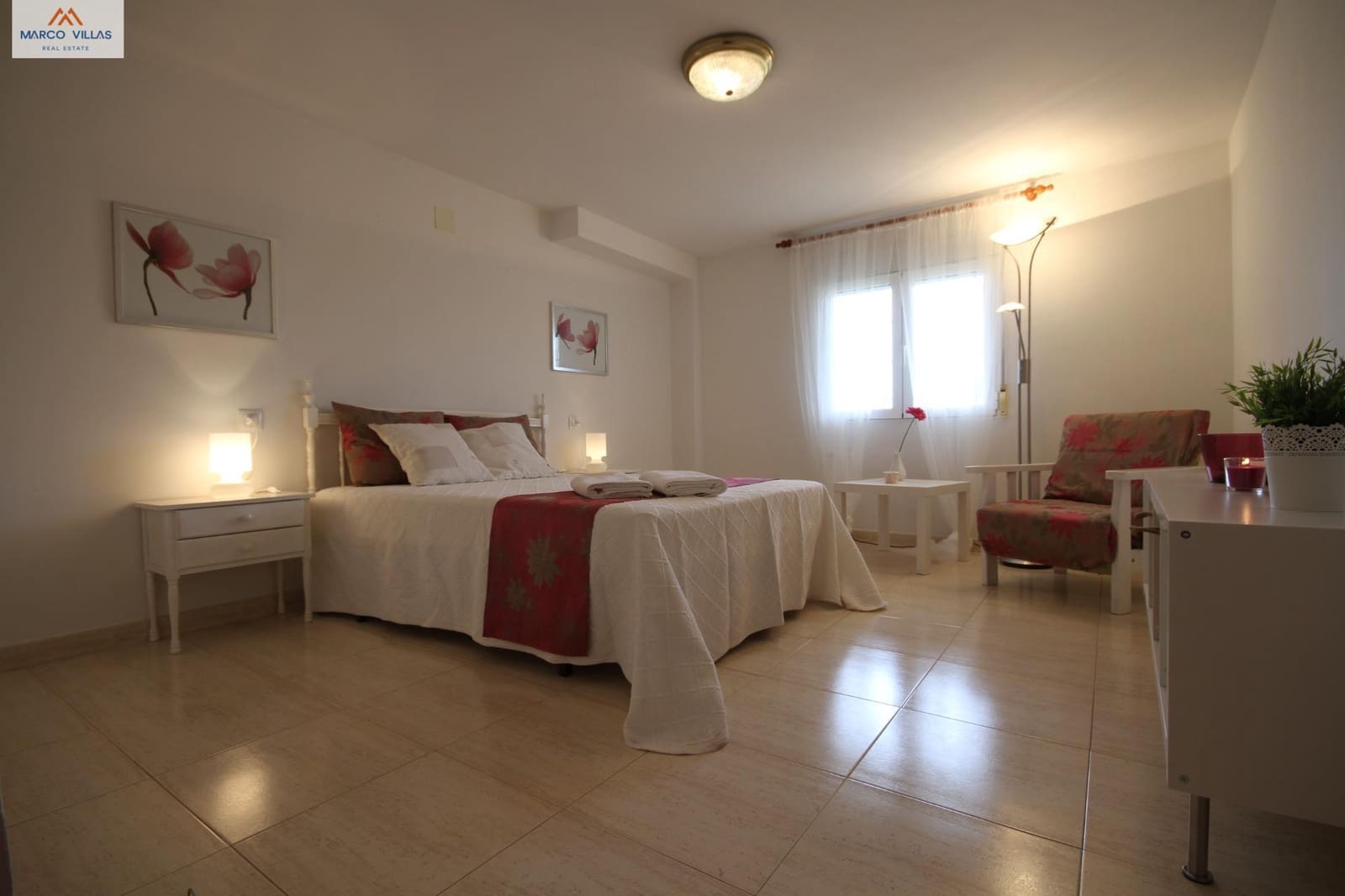 6 Zimmer Villa zu verkaufen in San Fulgencio mit Garage - 299.000 € (Ref: 8869783)