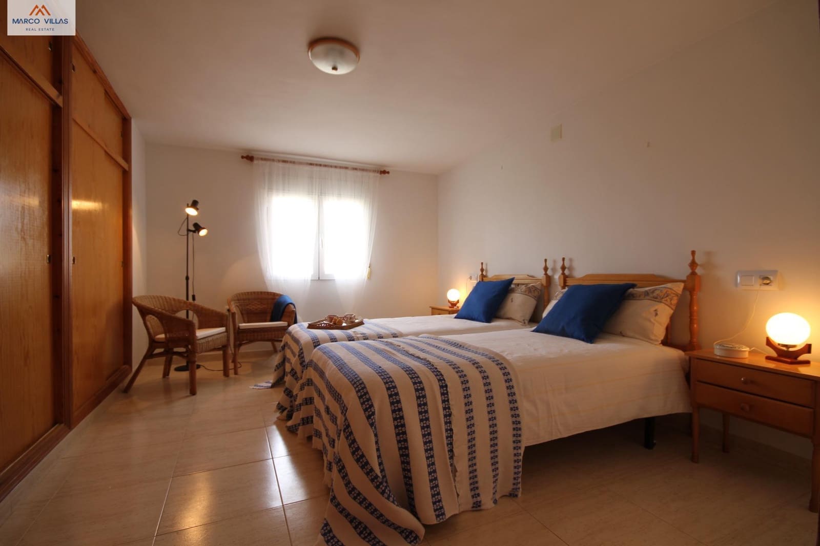 6 Zimmer Villa zu verkaufen in San Fulgencio mit Garage - 299.000 € (Ref: 8869783)