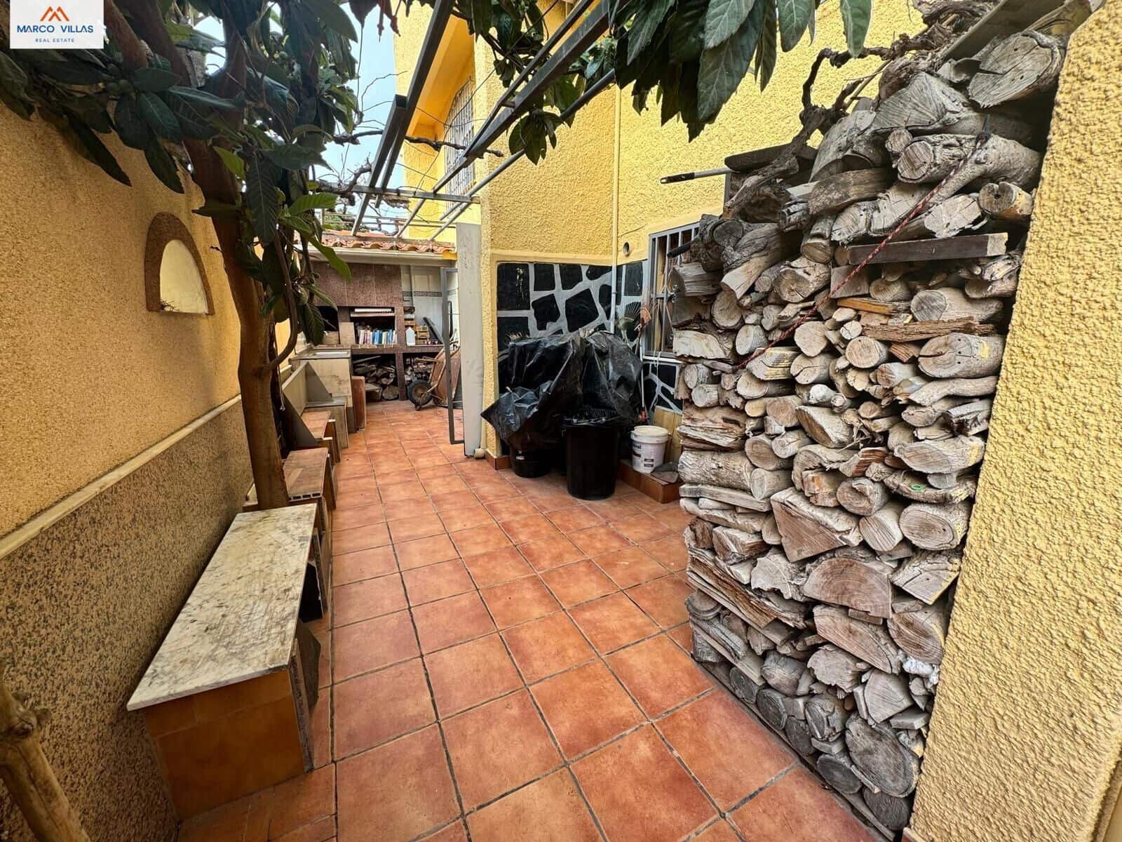 6 Zimmer Villa zu verkaufen in San Fulgencio mit Garage - 299.000 € (Ref: 8869783)