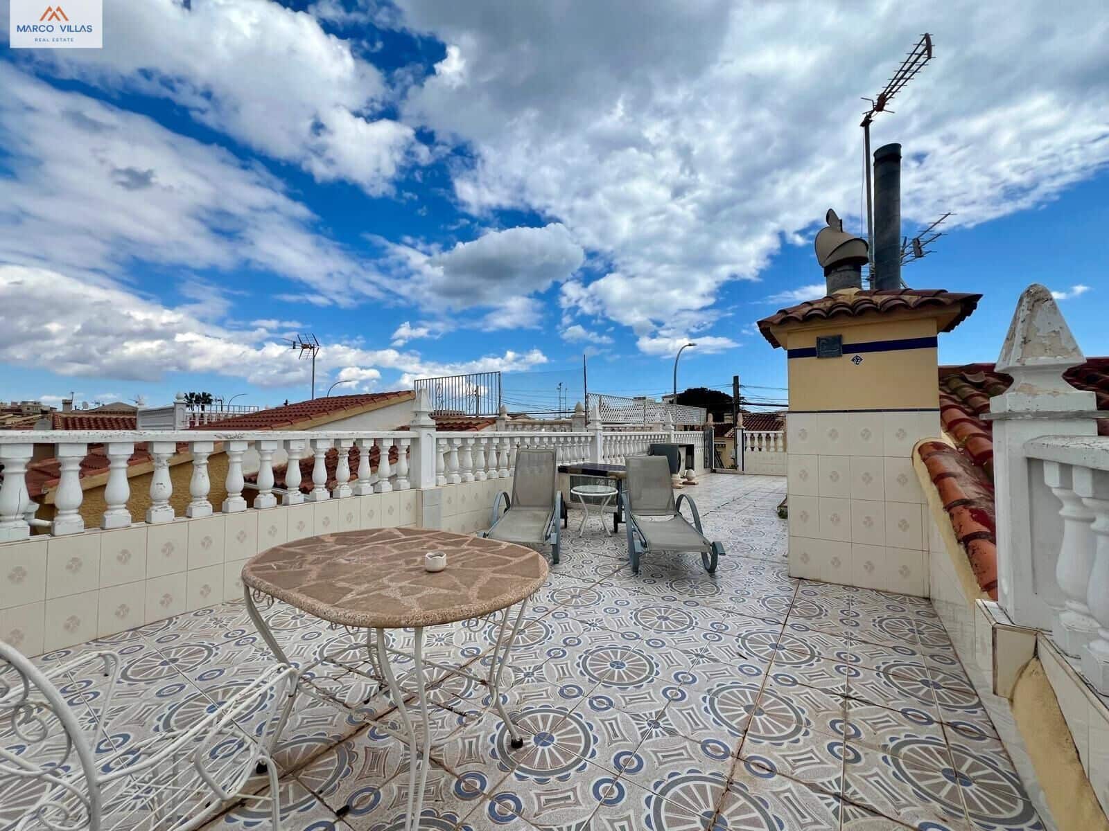 6 Zimmer Villa zu verkaufen in San Fulgencio mit Garage - 299.000 € (Ref: 8869783)