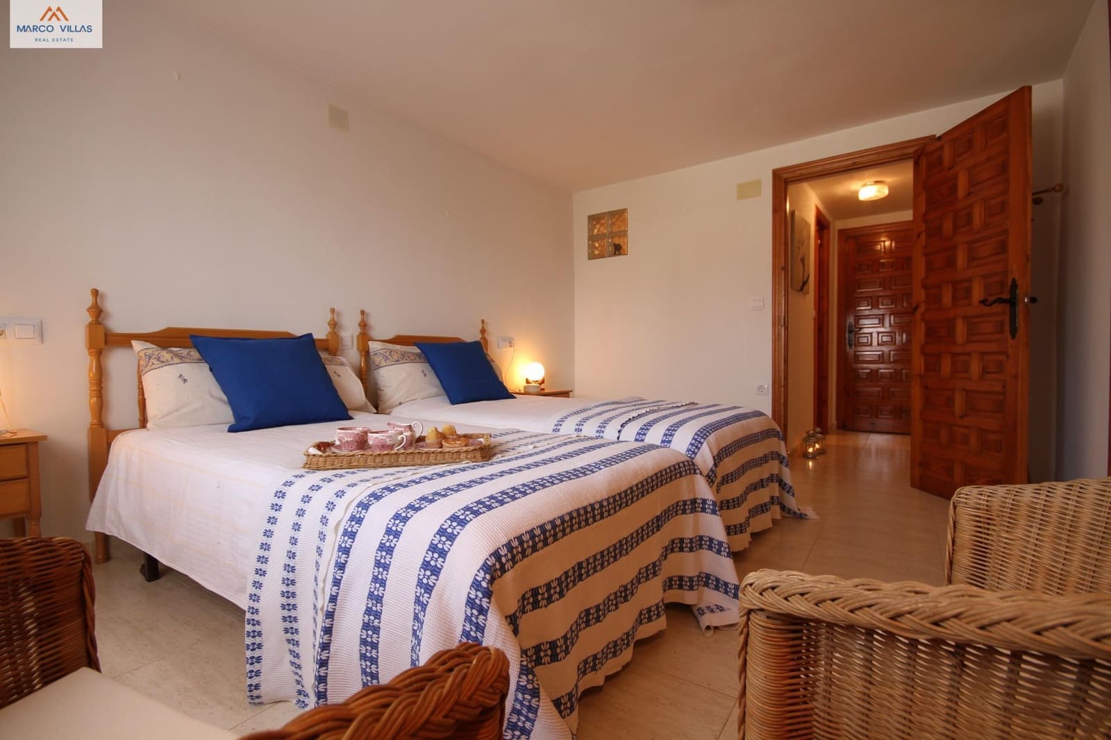 6 Zimmer Villa zu verkaufen in San Fulgencio mit Garage - 299.000 € (Ref: 8869783)