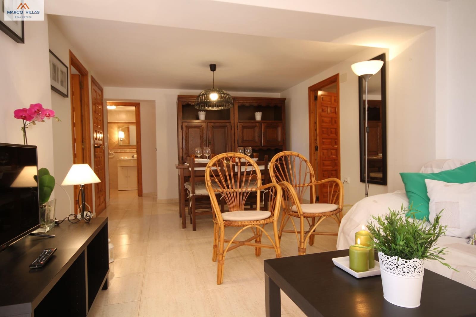 6 Zimmer Villa zu verkaufen in San Fulgencio mit Garage - 299.000 € (Ref: 8869783)