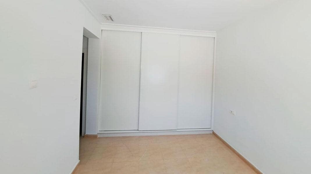 3 soveværelse Villa til salg i Catral med swimmingpool garage - € 375.000 (Ref: 8874713)