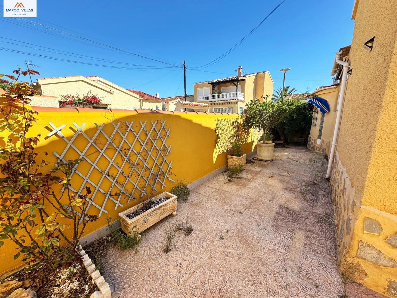 3 bedroom Villa for sale in San Fulgencio - € 230,000 (Ref: 8897013)