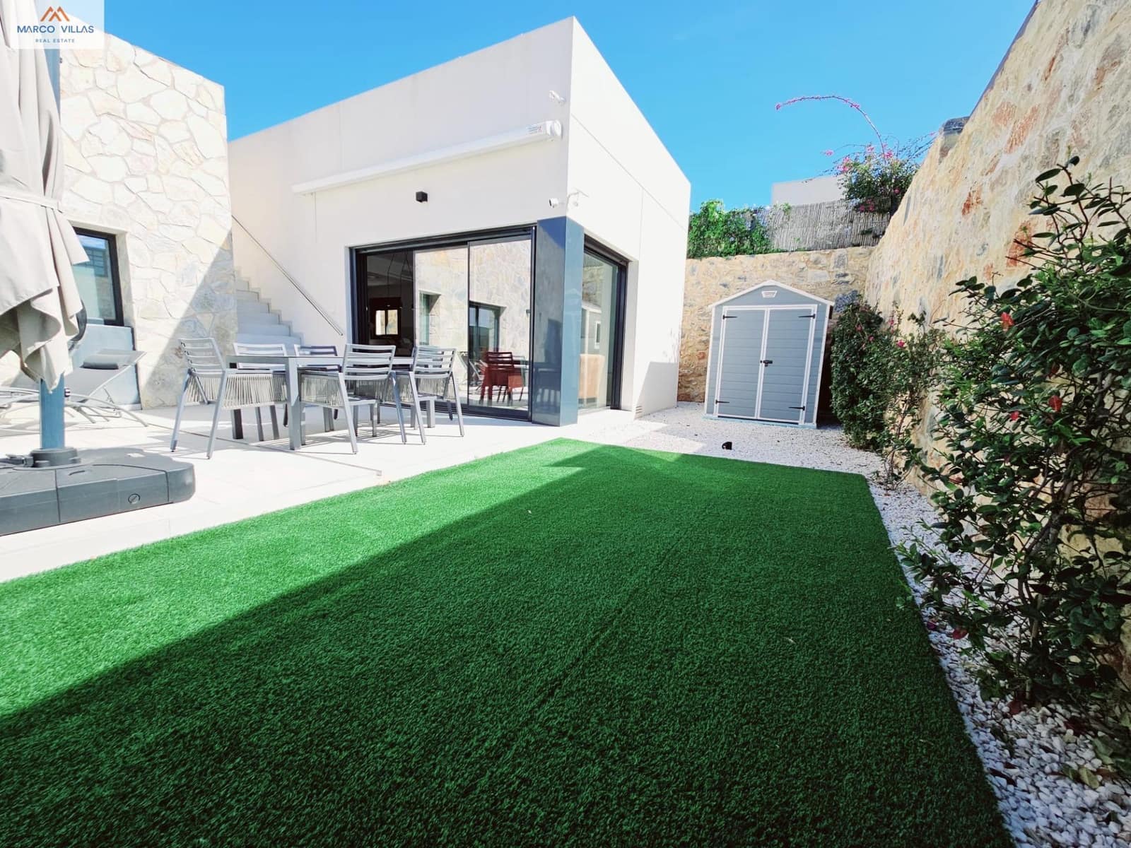 3 makuuhuone Huvila myytävänä paikassa Algorfa mukana uima-altaan - 560 000 € (Ref: 8907762)