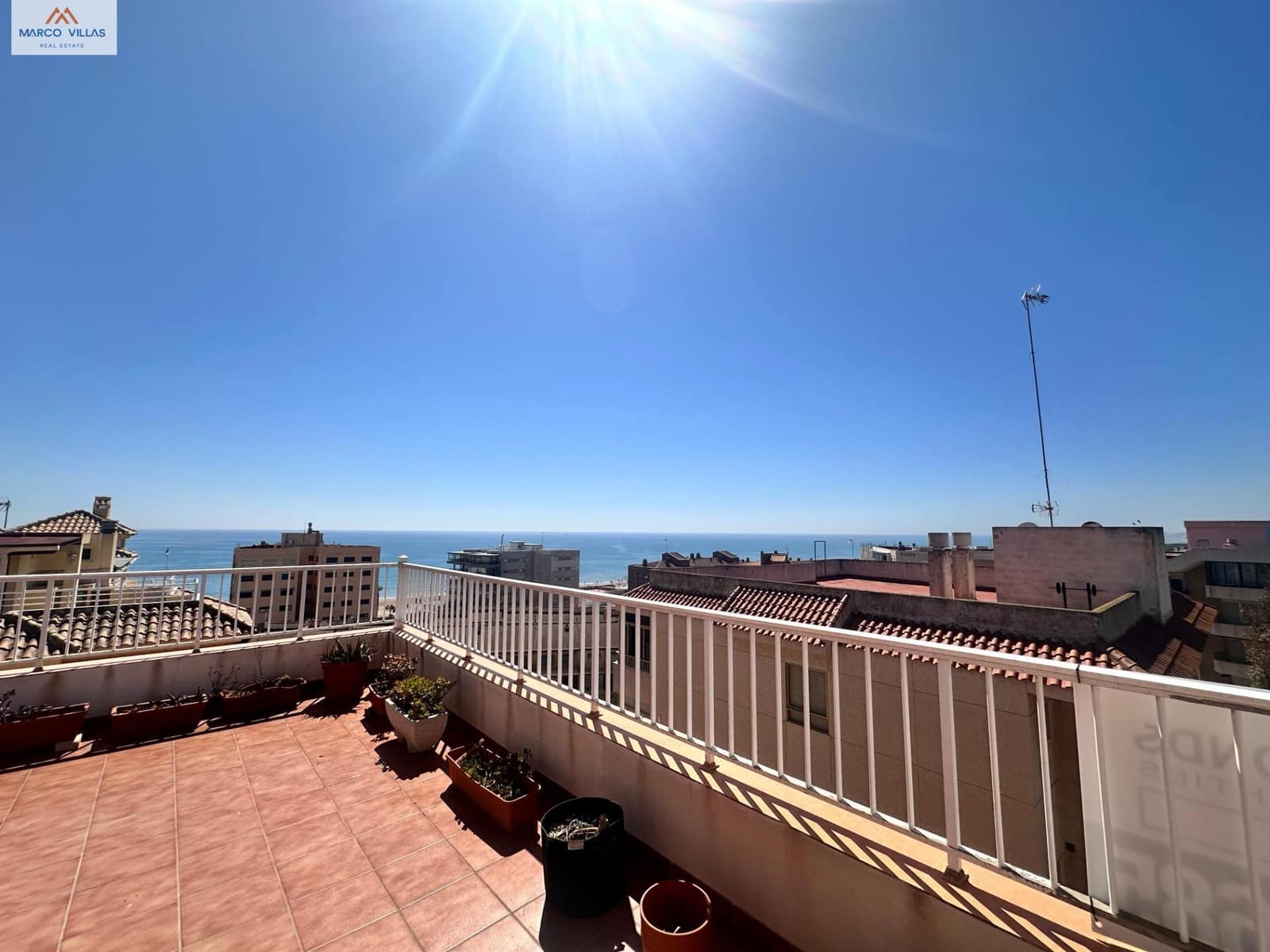 2 soverom Penthouse til salgs i Guardamar del Segura med garasje - € 232 000 (Ref: 8921585)