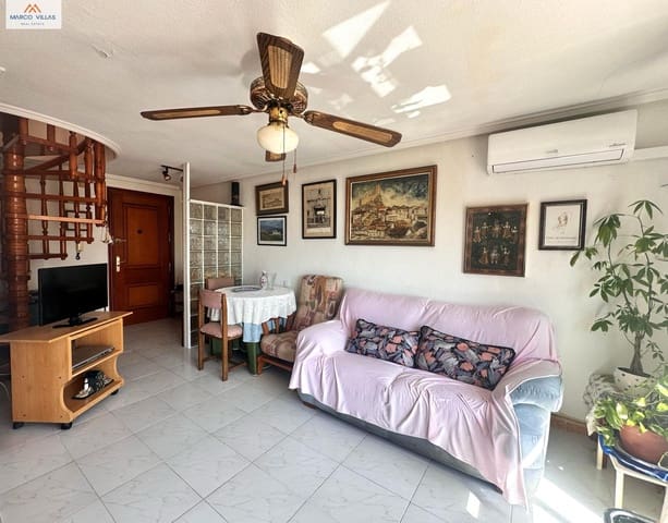 2 bedroom Penthouse for sale in Guardamar del Segura with garage - € 232,000 (Ref: 8921585)