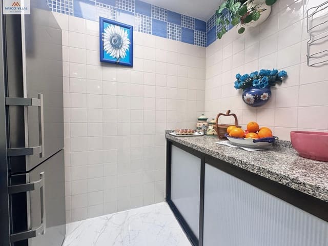 4 slaapkamer Villa te koop in Guardamar del Segura met zwembad garage - € 435.000 (Ref: 9003639)