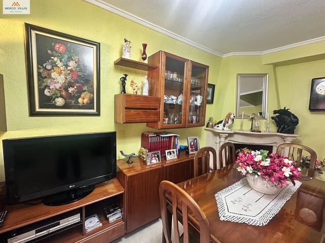 4 slaapkamer Villa te koop in Guardamar del Segura met zwembad garage - € 435.000 (Ref: 9003639)