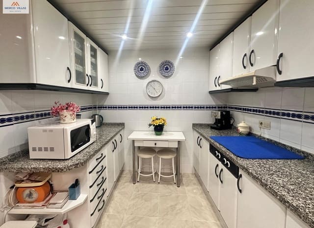 4 slaapkamer Villa te koop in Guardamar del Segura met zwembad garage - € 435.000 (Ref: 9003639)