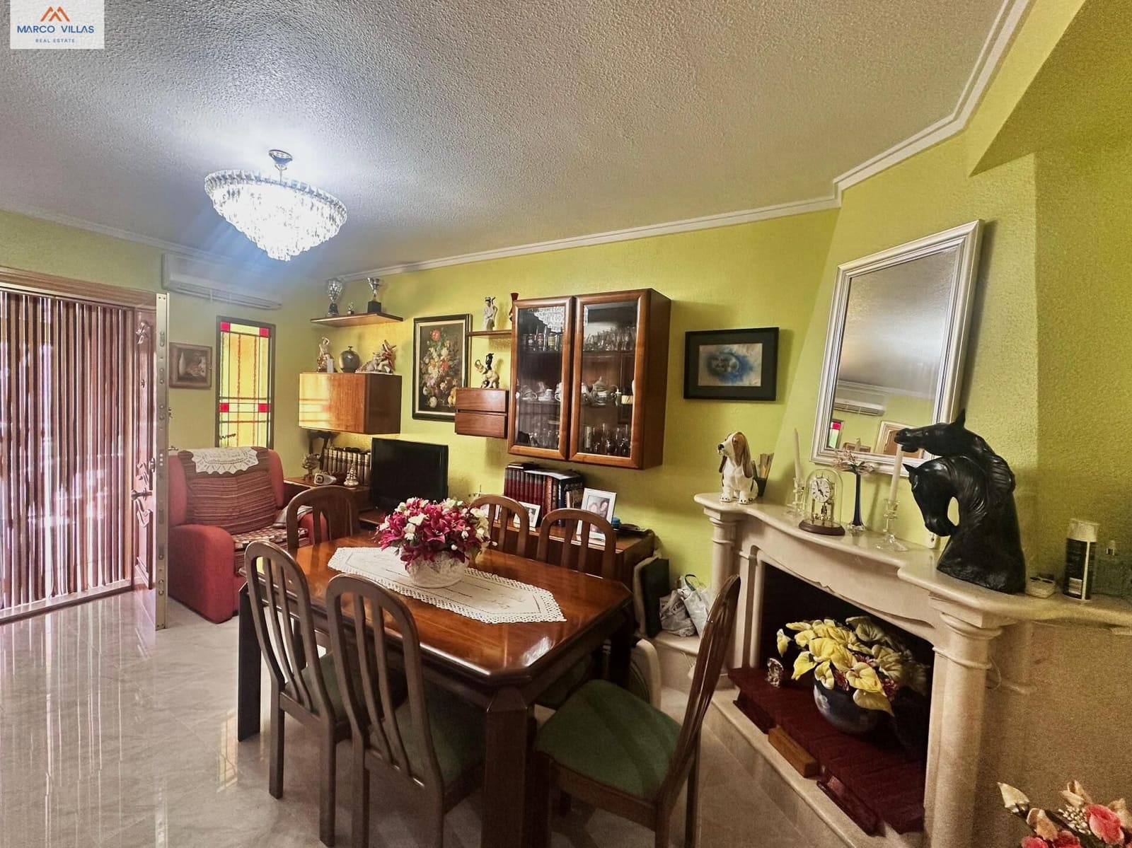 4 bedroom Villa for sale in Guardamar del Segura with pool garage - € 435,000 (Ref: 9003639)