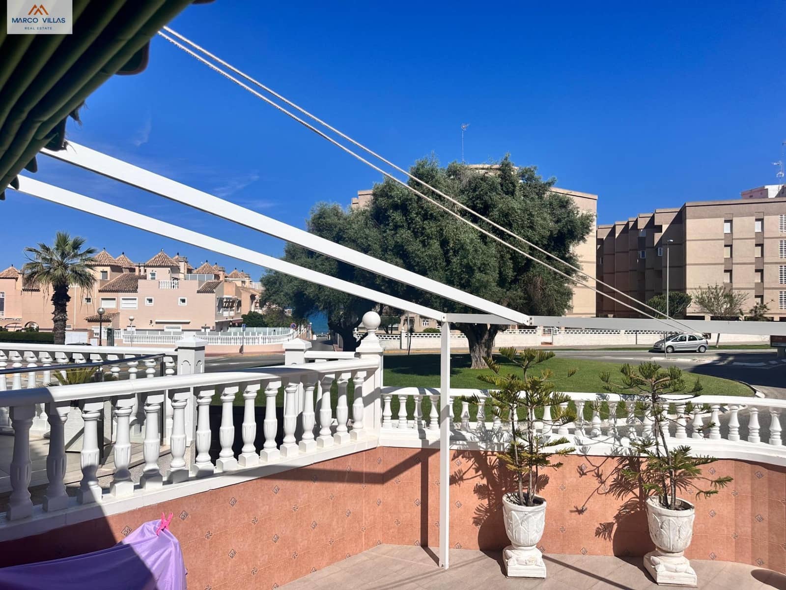 4 bedroom Villa for sale in Guardamar del Segura with pool garage - € 435,000 (Ref: 9003639)