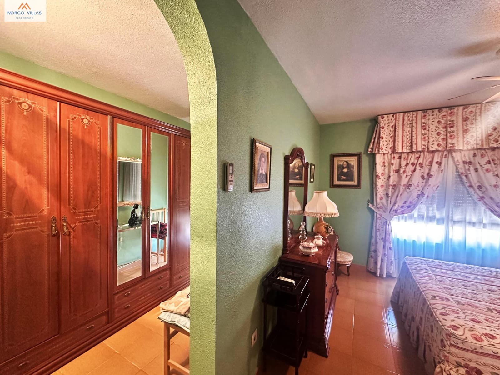 4 bedroom Villa for sale in Guardamar del Segura with pool garage - € 435,000 (Ref: 9003639)