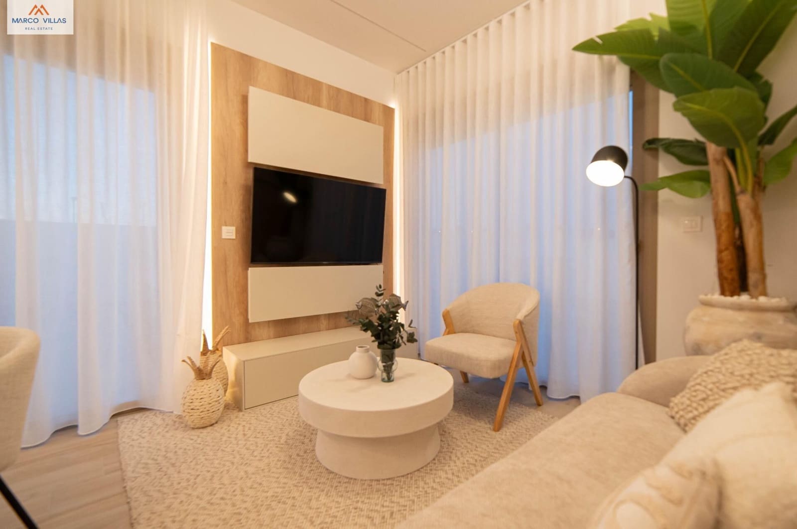 3 bedroom Villa for sale in Ciudad Quesada with pool - € 399,000 (Ref: 9048731)