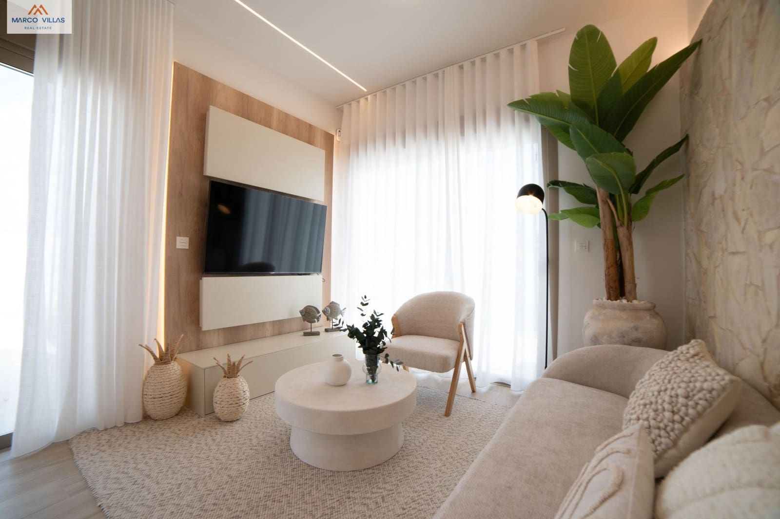 3 bedroom Villa for sale in Ciudad Quesada with pool - € 399,000 (Ref: 9048731)